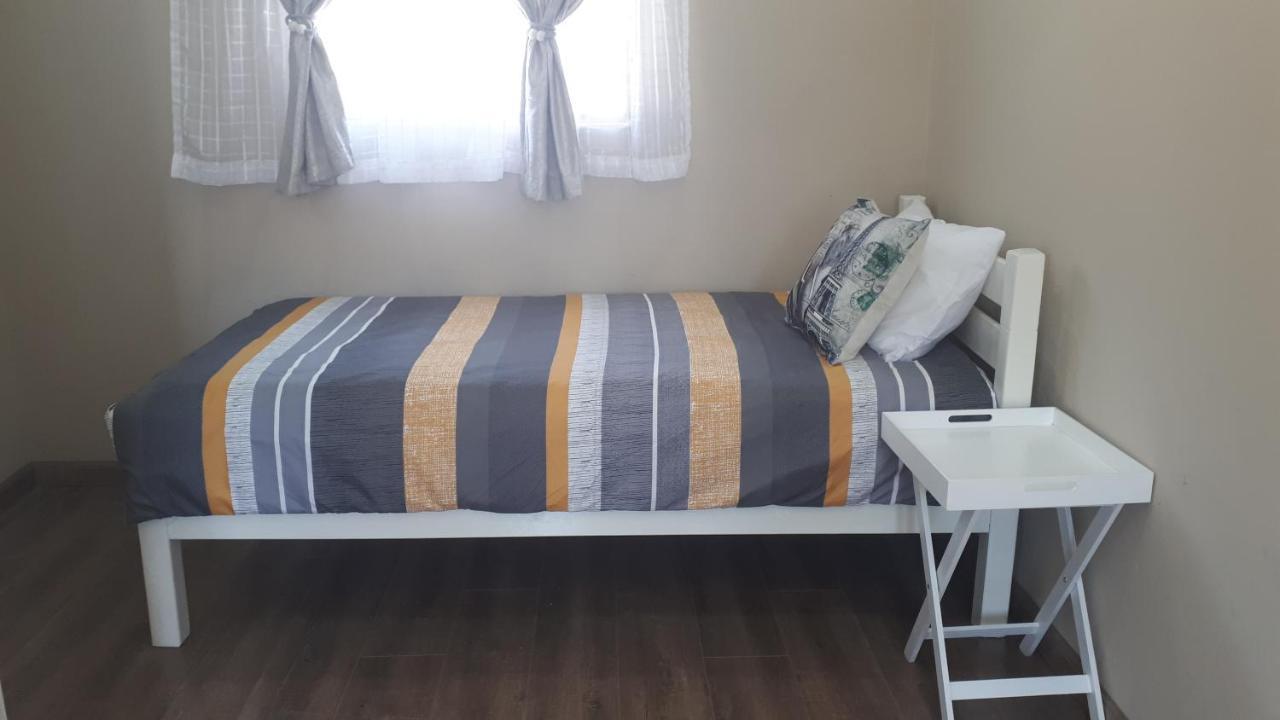 Relax in Aberdeen Johannesburg Buitenkant foto