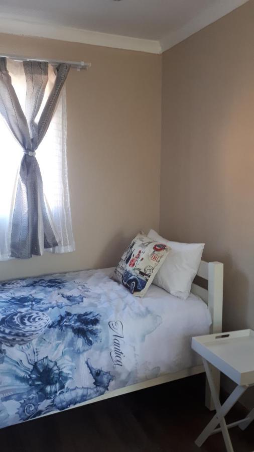 Relax in Aberdeen Johannesburg Buitenkant foto