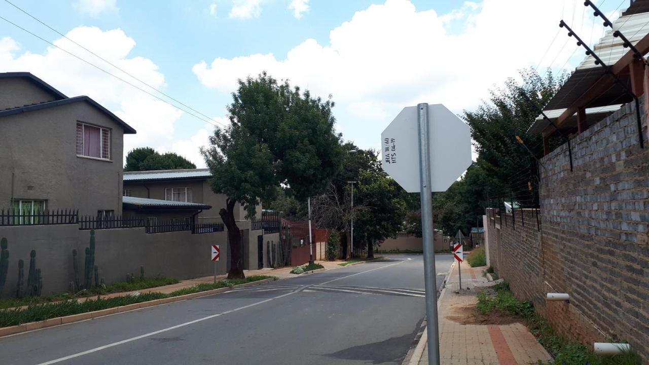 Relax in Aberdeen Johannesburg Buitenkant foto